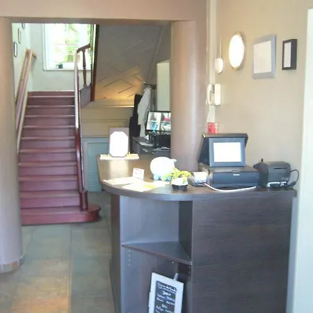 Guest house M Com... Chasse-sur-Rhone